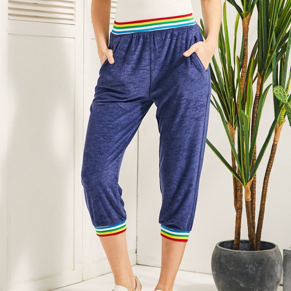 NWT Navy Rainbow Trim Terry Capri Pants